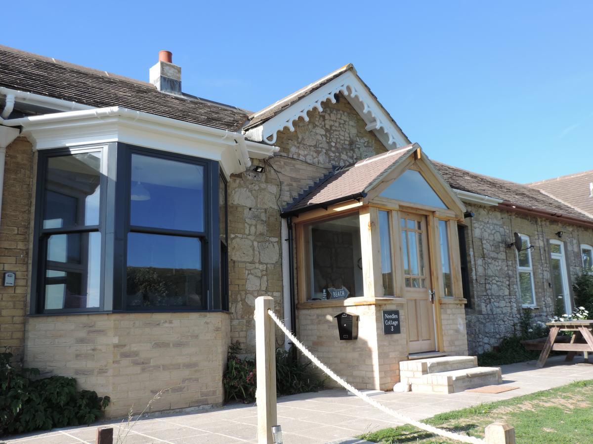 Needles Cottage Totland  Exterior photo